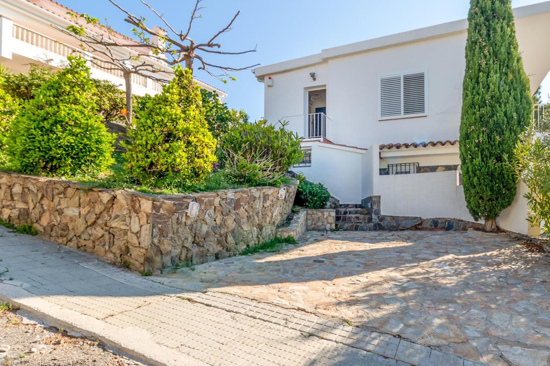 Cap Ras 01 Apartamento Con Terraza Y Vistas Girona Bagian luar foto