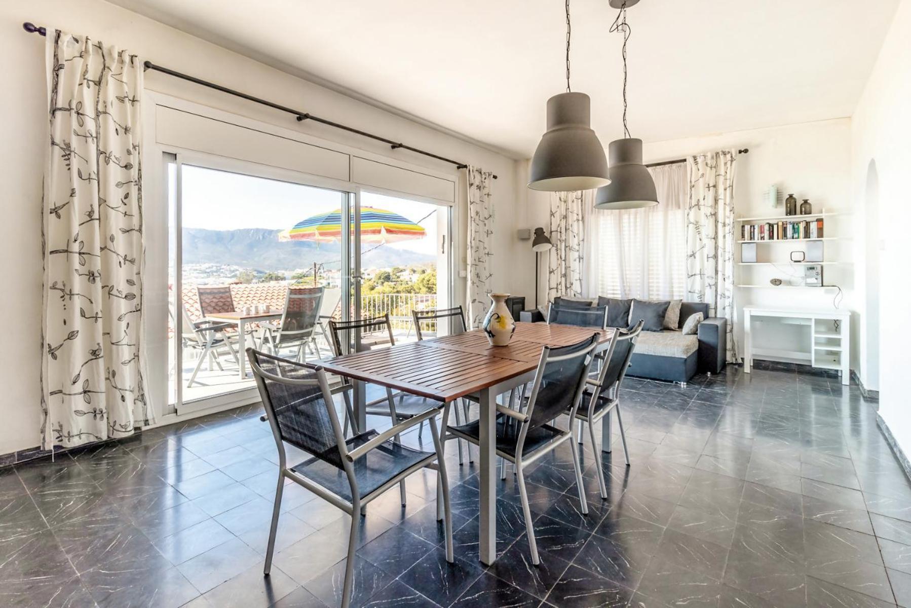 Cap Ras 01 Apartamento Con Terraza Y Vistas Girona Bagian luar foto